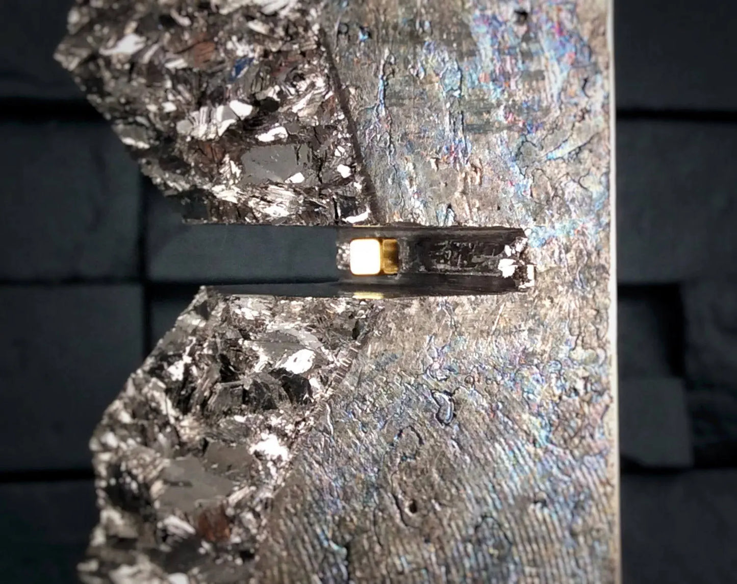 "Monolith" Vertical Bismuth Maglev Sculpture