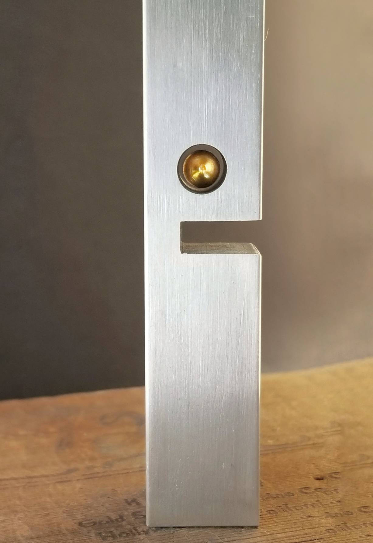 "Cyclops" - Bismuth Maglev Office Desk Gadget