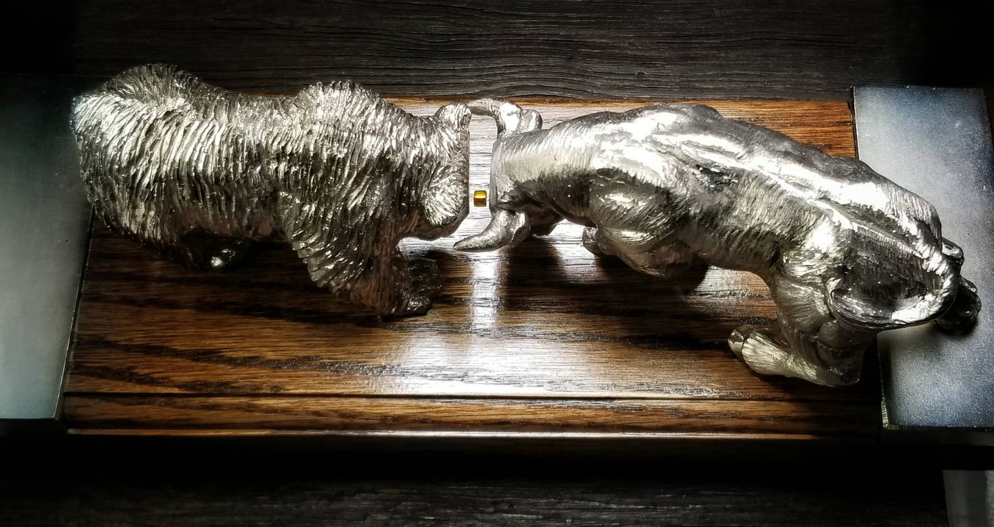 "Bull and Bear" - Hand-Sculpted Maglev Art