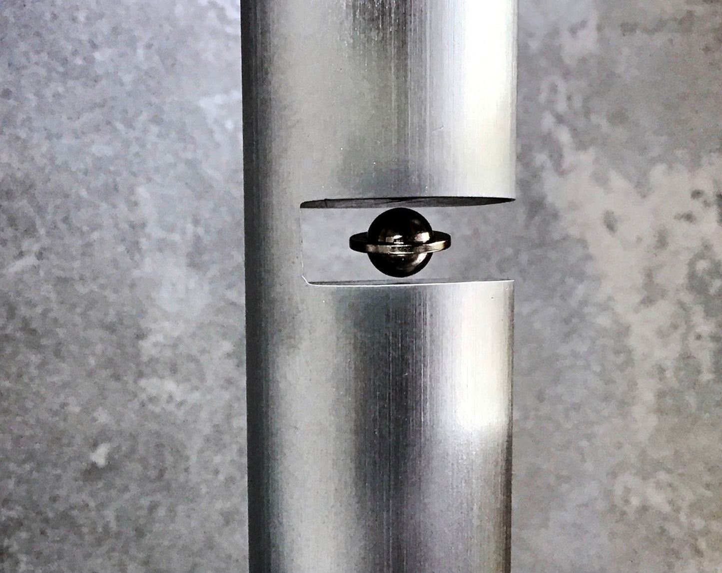 Saturn Magnetic Levitation Sculpture – 6.5×9.5mm Bismuth Diamagnetic Maglev Kinetic Art