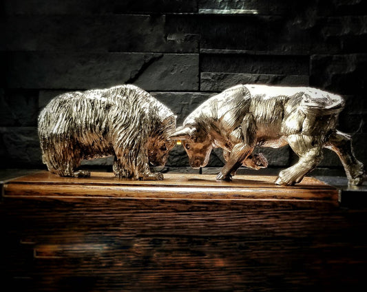 "Bull and Bear" - Hand-Sculpted Maglev Art